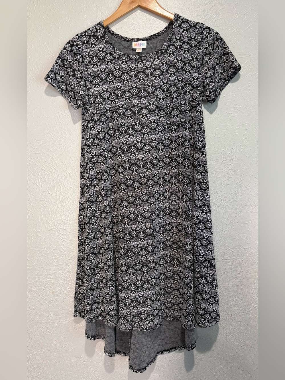 LuLaRoe Women’s Black & White Geometric Hi-Low Dress, Sz-XXS